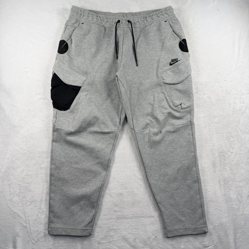 Nike Fleece Cargo Jogger Pants Mens XL Gray Black Pocket Sweatpants DM6453-063